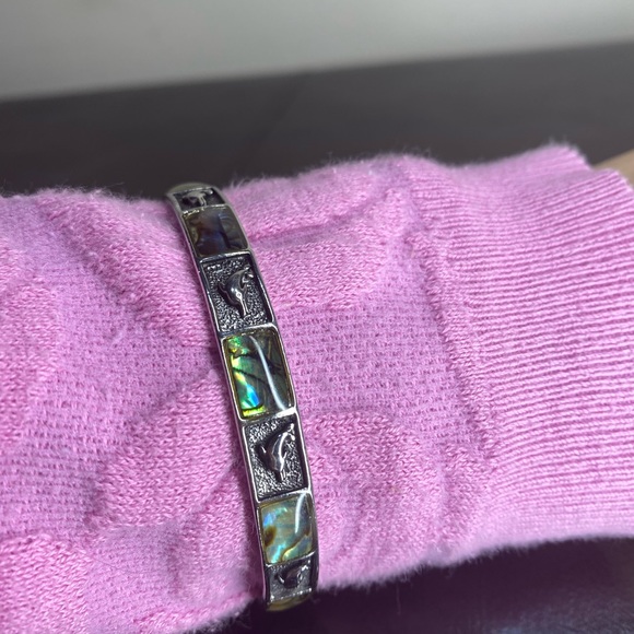 Vintage Monet Dolphin Silver tone Bracelet. - Picture 10 of 10